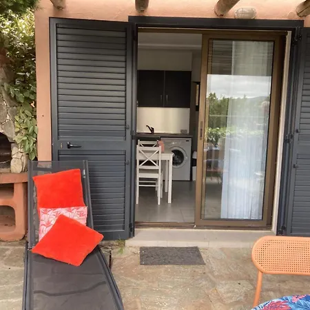 Mini Villa En Duplex Vue Mer A 500 M De La Plage De Santa Giulia *